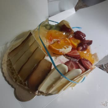 Faruk Güllüoğlu&nbsp; Ezilmiş Pasta Yolladı