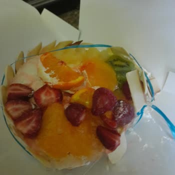 Faruk Güllüoğlu&nbsp; Ezilmiş Pasta Yolladı