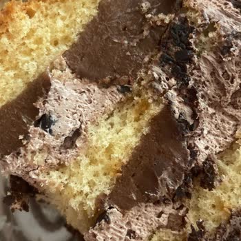 Tatlıbak Esenyurt Balıkyolu Şubesi Bozuk Ürün Satıyor