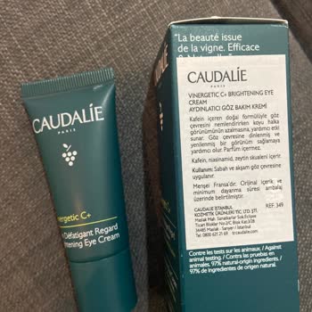 Caudalie Göz Kremi Yara Yaptı