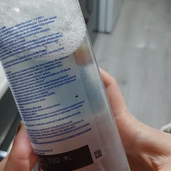 Bausch & Lomb Bio True Lens Solüsyonundan Sinek Çıktı!