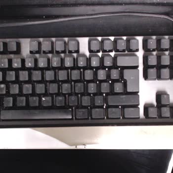 Logitech G512 Garanti İlgisizliği