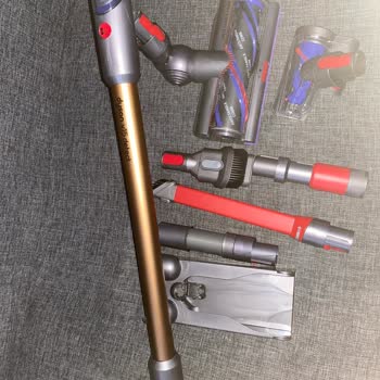 Dyson V15 Extra Eksik Ve Farklı Parça