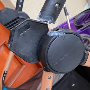 4 Baby Travel Sistem Bebek Arabası Kırıldı