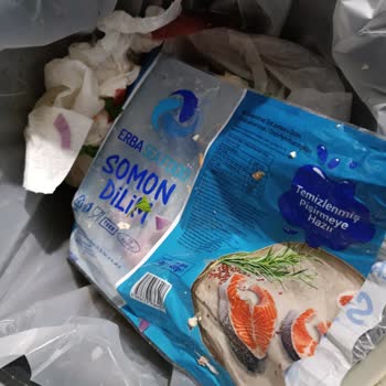 Erba Sea Food Bim Den Somon Aldık Çamur Kokuyordu