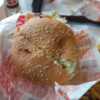 Burger King Hamburger Ekmeklerinin Bayat Olması