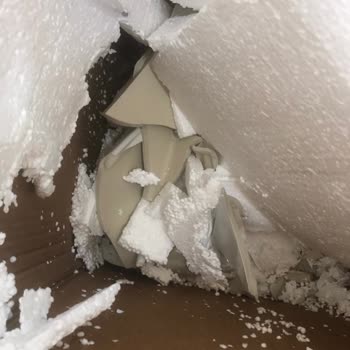 Sürat Kargo Kırdığı Ürünü İnkar Ediyor