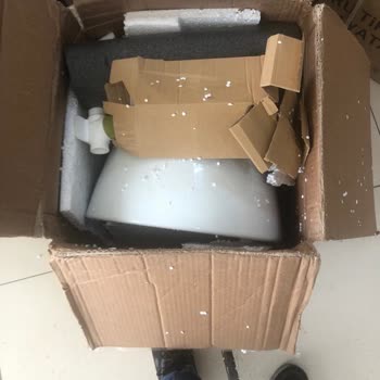 Sürat Kargo Kırdığı Ürünü İnkar Ediyor