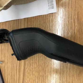 Philips S1223/41 Tıraş Makinesi Kapak Açma Düğmesi Şikayeti