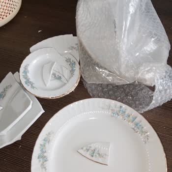 Güral Porselen Tabakların Kırık Geldi