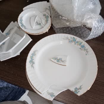 Güral Porselen Tabakların Kırık Geldi