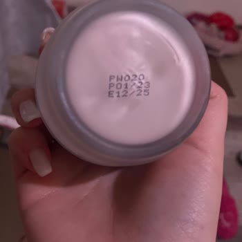 Gratis Gündüz Kremi Yaktı