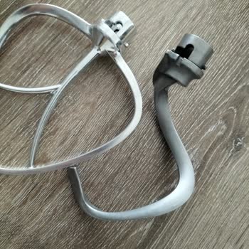 Arzum Hamur Yoğurma Aparatı Karardı