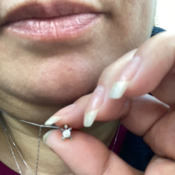 Blue Diamond Pırlanta Tektaş Kolye Kömürlü Pırlanta Satıldı