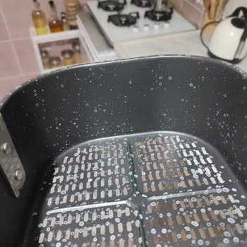 LG Bulaşık Makinesinin Lekeleri