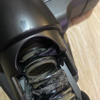 Fakir Dik Süpürge Kötülüğü