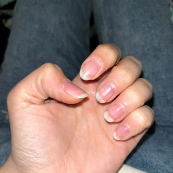 Makeup Zone Manikür İşleminde Hata