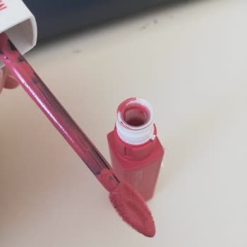 Gratis'ten Aldığım Maybelline Super Stay Matte İnk Yanlış Veya Bozuk