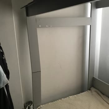 Pretty Baby Çocuk Yatağı Kalitesiz Ürün Parçası