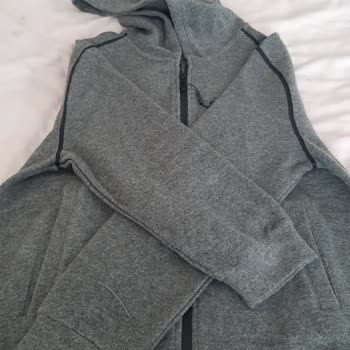 Avva Giyim Kusurlu Gelen Ürün İçin Değişim Kabul Edilmedi.