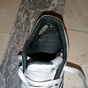 Etichet Antares'ten Aldığım Adidas Ayakkabıda 5 Ayda Yırtılma Oluştu