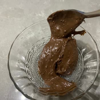 Nutella İçinde Kabarcıklar Bulunması