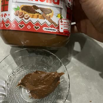 Nutella İçinde Kabarcıklar Bulunması