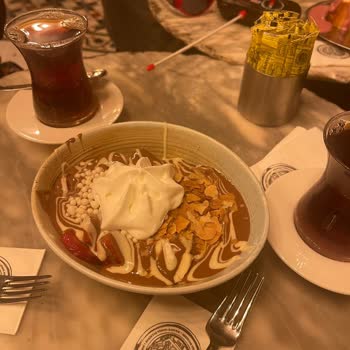 Viyana Kahvesi Temiz Kaşık Yok!