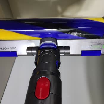 Dyson Dikey Süpürge Sert Zemin Başlığı Ve Silikon Deformesi