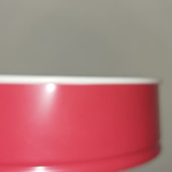 MNG Kargo Kuryenin Saygısızlığı Ve Yamuk Kek Kalıbı