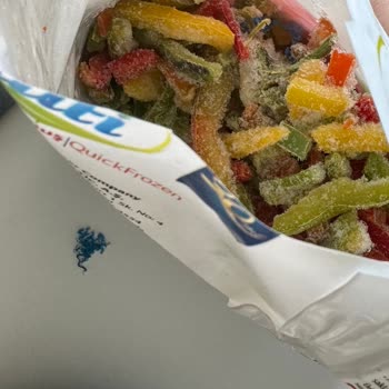 Muti Gıda Biber Şerit Mix İçinden Plastik Parçalar Çıkıyor!