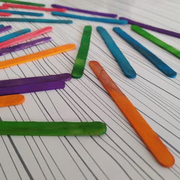 Südor Kırtasiye'nin Ahşap Çubukları Kalitesiz