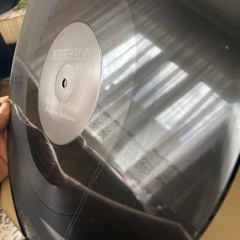 PTT Kargo UPİM Gümrük Çalışanları Saygısız Ve İşgüzar!