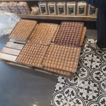 Tatbak Gıda Baklavalar Agiz İ Açık Yerde