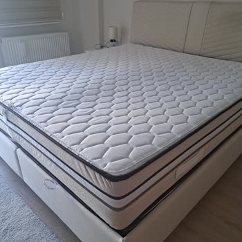 Bellona Yatakta Göçmeler Ve Baza Kırık Olması