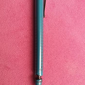 Faber Castel Grip 2011 Model Petrol Yeşili Renginde Kalemim Yedek Parça Bulamıyorum