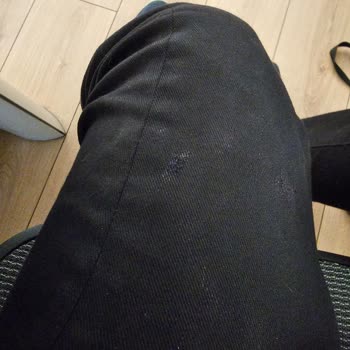 Diesel Marka Kot Pantolonun Parçalanması