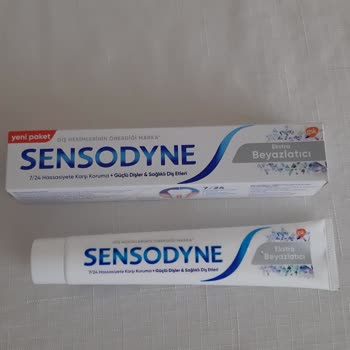 Sensodyne Ekstra Beyazlatıcı Diş Macunu Ağızda Yara Yapıyor