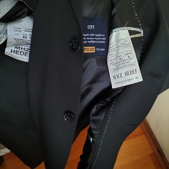 Altınyıldız Dan Aldığım Takım Elbise Farklı Renk Kumaştan Dikilmiş