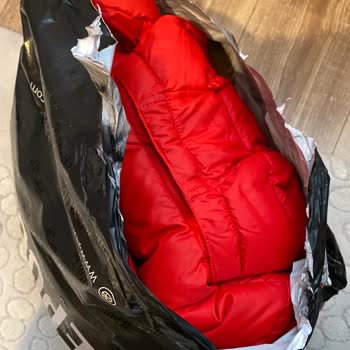 LJ Mağazacılık 3000 TL Lik Mont Sıkış Tıkış Bir Poşetle Kargolanmış