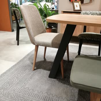 Doğtaş Mobilya Mağaza Teşhirinden Farklı Renkte 4 Adet Larina Sandalye Gönderildi