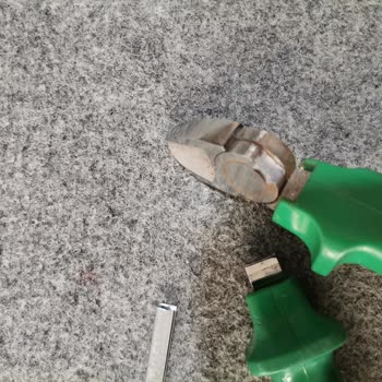 Kırılan İzeltaş Marka Yan Keski