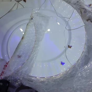 karaca züccaciye yemek takımı  deseni çıkmaya başladı