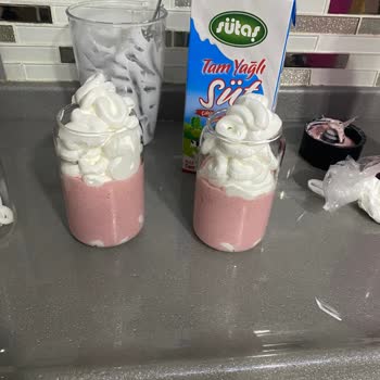 Sütaş Tam Yağlı Süt Bozuk