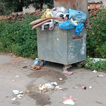 Aksu Belediyesi Atatürk Mahallesi Çöp Problemi