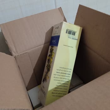 Eczacıbaşı Selin Kolonya Şişesi Yarım Geldi