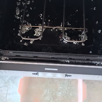 Kumtel Fırın İç Camı Patlaması