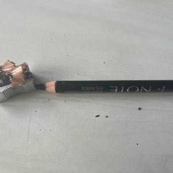 Note Cosmetics Note Marka Çürük Göz Kalemi