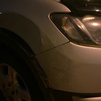 Martı Scooter Şirket Arabası Duran Arabama Vurdu