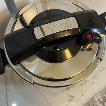 Hisar Sattığı Ürünlerin Arkasında Durmuyor